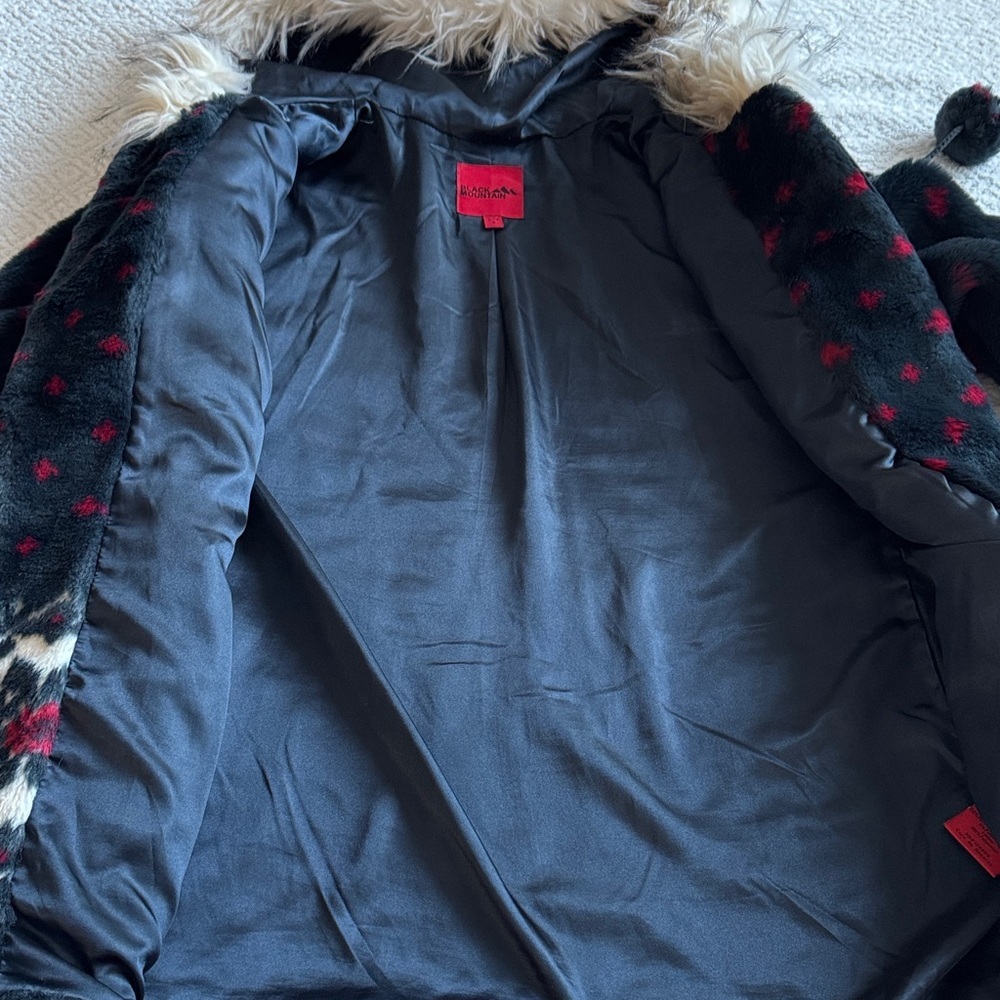Black Mountain Cozy Black and Red Faux Fur Hooded Puffer Jacket Sz S - Picture 9 of 11